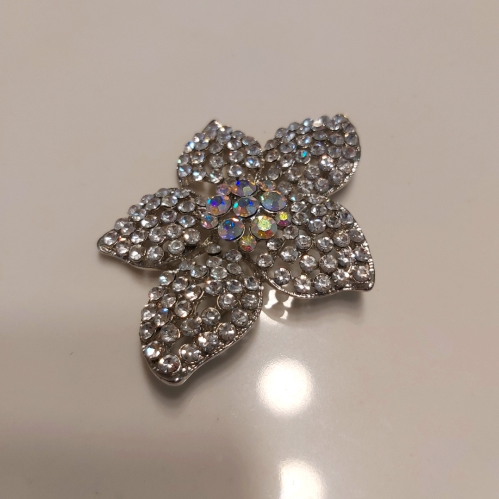 Brooch
